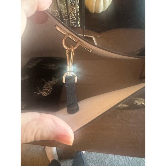 Kate Spade All Day Dancing Zebras Large Tote EUC Women's & Detachable Wristlet - Picture 11 of 16